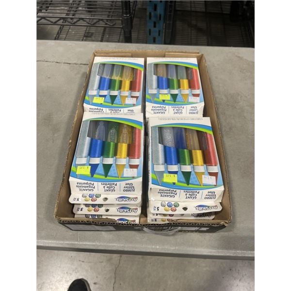 TRAY OF NEW GIANT GLITTER GLUE PENS