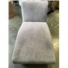 Image 1 : GREY LOUNGE CHAIR