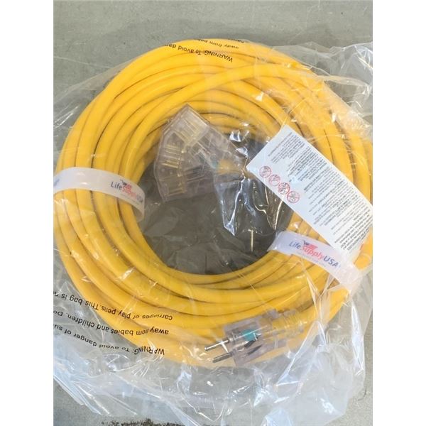 NEW TRIPLE PLUG INDOOR OUTDOOR HEAVY DUTY 3 WIRE LIGHTED 75FT EXTENSION CORD, 12AWG, YELLOW