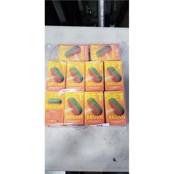 12 NEW SPRAY PET BRUSHES