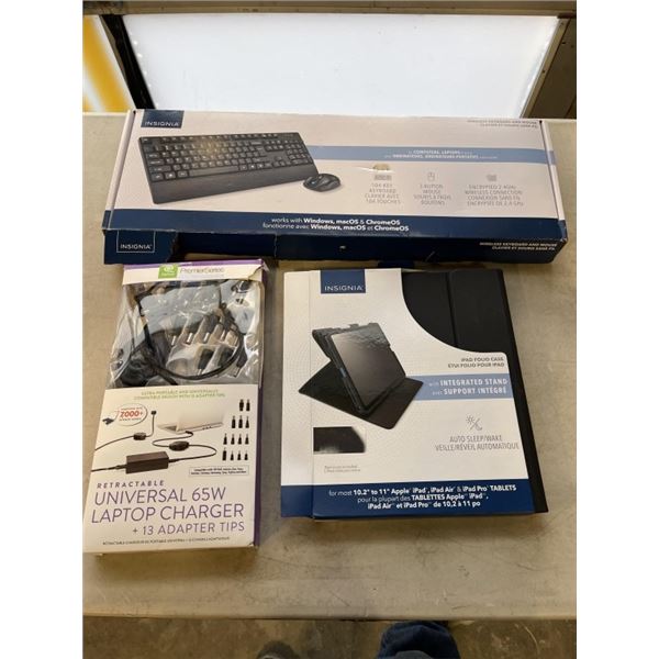 RETRACT UNIVERSAL CHARGER WITH KEYBOARD AND ELECTRONIC ACCESSORIES