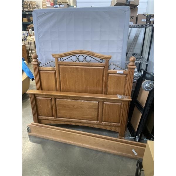 WOOD QUEENSIZE BEDFRAME W/ BOX SPRING