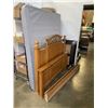 Image 2 : WOOD QUEENSIZE BEDFRAME W/ BOX SPRING