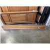 Image 3 : WOOD QUEENSIZE BEDFRAME W/ BOX SPRING