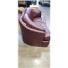 Image 3 : BURGUNDY LEATHER LOVESEAT