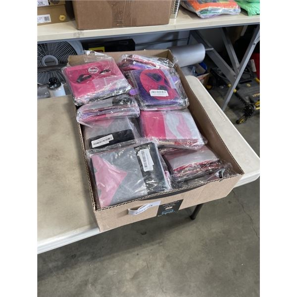 NEW 4PC KIDS DRESS UP SUPERHERO CAPES AND SLAP BRACELETS AND PAW PATROL COSTUME SETS