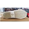 Image 4 : NEW OLUKAI PEHUEA LI TAPA SIZE WOMENS 7.5