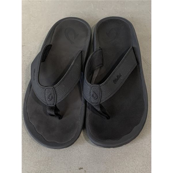 NEW OLUKAI OHANA MENS SIZE 10 BLACK SANDALS NO BOX