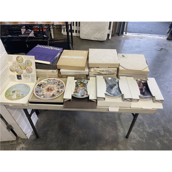 21 VINTAGE COLLECTIBLE COLLECTOR PLATES