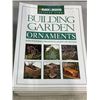 Image 2 : NEW BLACK AND DECKER BUILDING GARDEN ORNAMENT HOW TO BOOKS