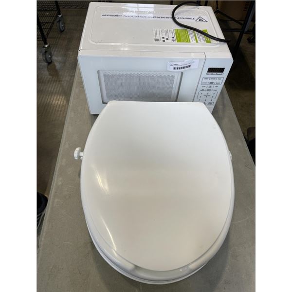 HAMILTON BEACH MICROWAVE AND TOILET SEAT RISER