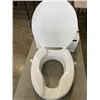 Image 2 : HAMILTON BEACH MICROWAVE AND TOILET SEAT RISER