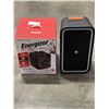 Image 1 : SKULCANDY AND ENERGIZER STORE RETURN DEFECTIVE SPEAKERS