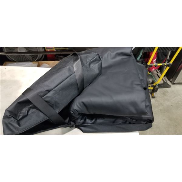 AS NEW THERAGUN HEATPOD SAUNA BLANKET, MISSING CONTROLLER