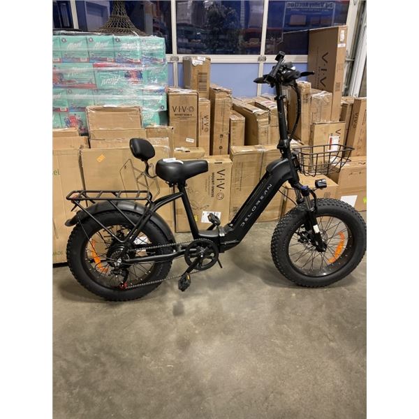 BRAND NEW DEMO DELOREAN DM600 FOLDABLE FAT TIRE ELECTRIC BIKE, NO BATTERY OR CHARGER  - TESTED WORKI