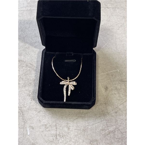 NEW 18K GOLD PLATED 34.0MM SIMULATED DIAMOND (CZ) BOW NECKLACE, CHAIN 20" LONG