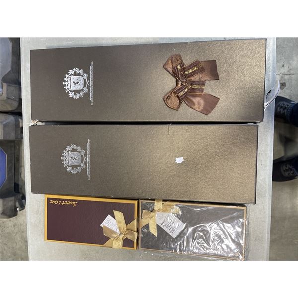 4 NEW ANIMAL BOUQUET SETS