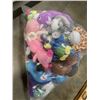 Image 3 : LARGE BAG OF NEW STUFFED ANIMALS