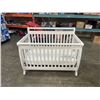 Image 1 : WHITE CRIB WITH MATTRESS