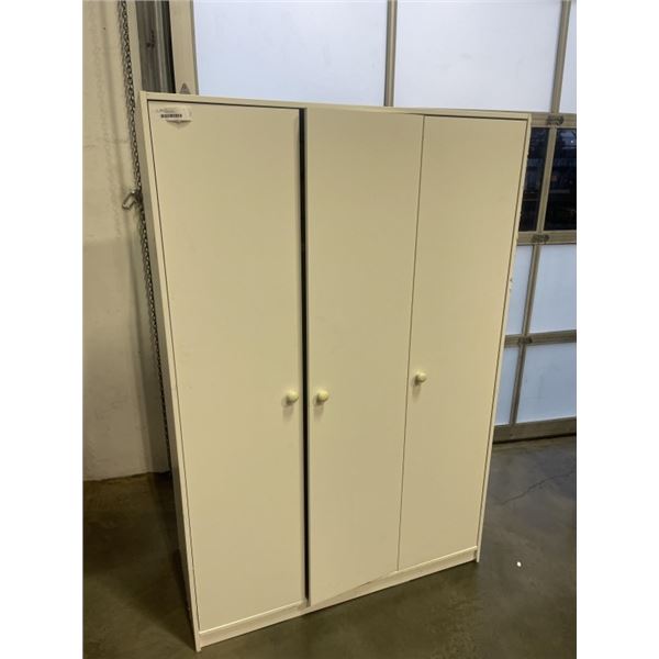 WHITE 3 DOOR WARDROBE