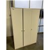 Image 1 : WHITE 3 DOOR WARDROBE