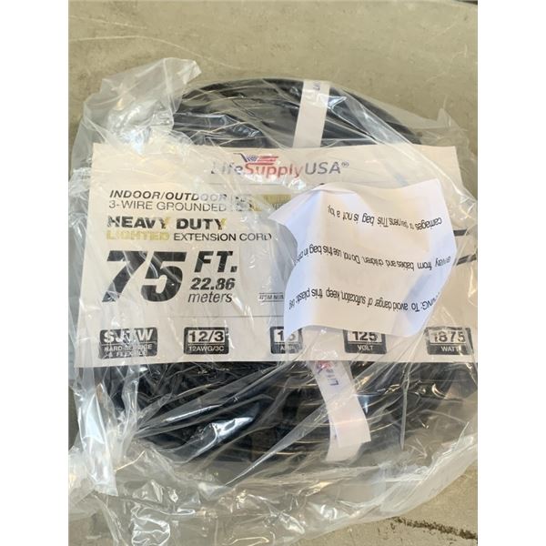 NEW TRIPLE PLUG INDOOR OUTDOOR HEAVY DUTY 3 WIRE LIGHTED 75FT EXTENSION CORD, 12AWG, BLACK
