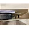 Image 4 : 2 Pack of Universal 3 Button Garage Door Opener Remotes