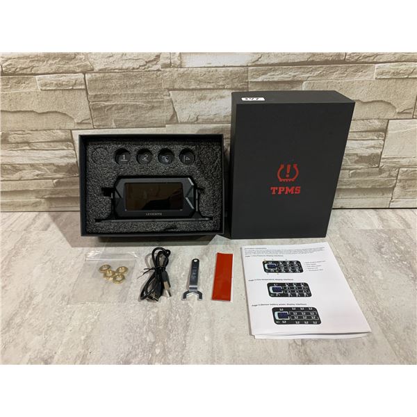 Solar Powered Commercial Vehicle Tire Pressure Monitoring System