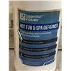 Image 2 : Essential Values Hot Tub & Spa Defoamer - 32oz