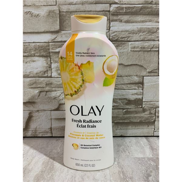 Olay Fresh Radiance Pineapple & Coconut Water Body Wash