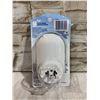 Image 2 : Febreeze Plug Rise Alternating Scented Oil Warmer