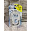Image 1 : Febreeze Plug Rise Alternating Scented Oil Warmer