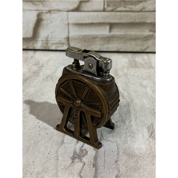 Ronson Crown Table Lighter - Set in Decorative Novelty Design