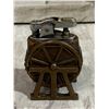 Image 4 : Ronson Crown Table Lighter - Set in Decorative Novelty Design