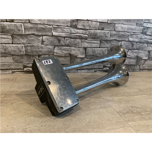 Hadley Dual Air Horn For Trucks / Boats