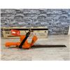 Image 7 : Black & Decker 455mm Hedge Trimmer Plugin Type