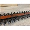 Image 8 : Black & Decker 455mm Hedge Trimmer Plugin Type