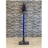 Image 1 : Dyson V7 Complete Cordless Vacuum Cleaner