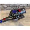 Image 8 : Dyson V7 Complete Cordless Vacuum Cleaner