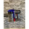 Image 5 : Dyson DC35 Multifloor Cordless Stick Vacuum Cleaner