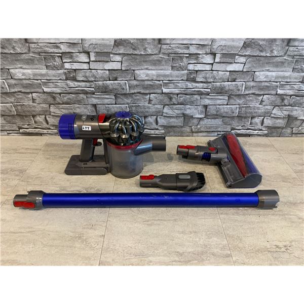 Dyson V8 Cordless Vacuum Cleaner