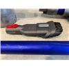 Image 4 : Dyson V8 Cordless Vacuum Cleaner