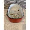 Image 5 : Old Porcelain Enamel Basin - Foot Bath or Parts Washer!?