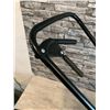 Image 5 : Scott's Turf Builder Edge Guard Seed Spreader