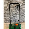Image 7 : Scott's Turf Builder Edge Guard Seed Spreader