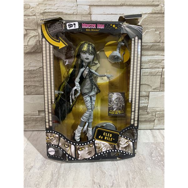 Monster High Reel Drama Cleo DeNile Figure