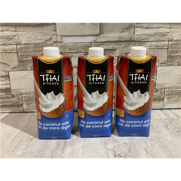 Lot of 3 Thai Kitchen Lite Cocunt Milk - 750ml x 3