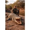 Image 1 : 10 - Day Crocodile Safari for 2 Hunters (2x1)