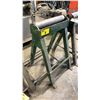 Image 3 : PAIR OF 18" HEAVY DUTY MATERIAL ROLLERS