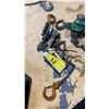 Image 2 : GROUP OF 3 LEVER CHAIN HOISTS